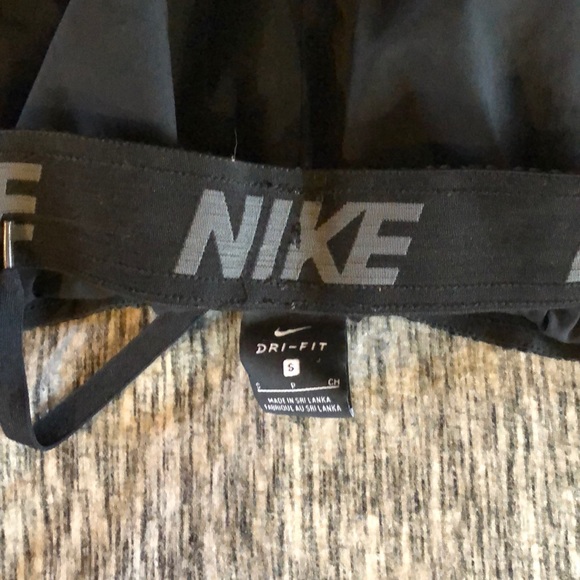 Nike Dri-Fit athletic shorts - Picture 2 of 2